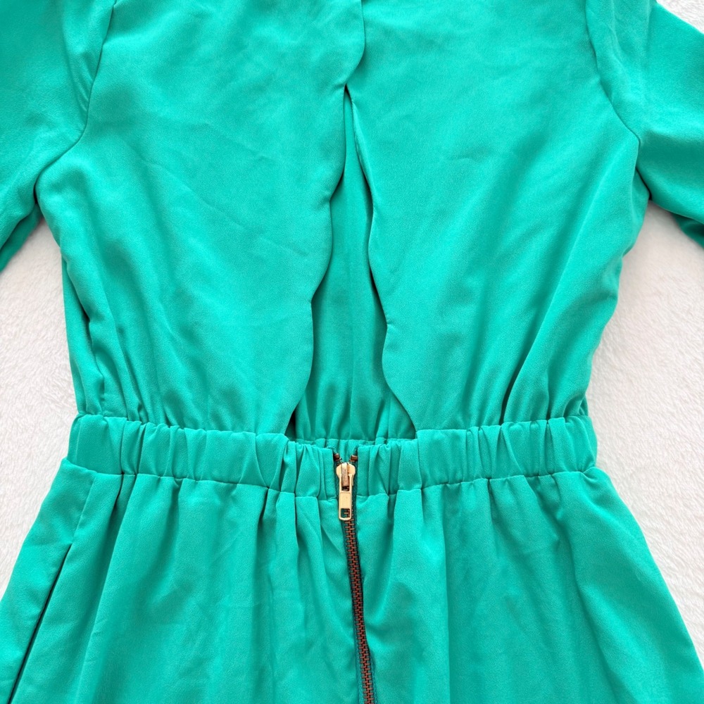 GB Green Fit Flare Dress Long Sleeve Pleated Waist Open Back Size Small - Picture 8 of 9